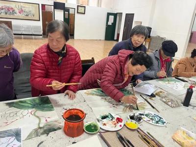 西安市雁塔區(qū)文化館開展文化培訓進社區(qū)活動 促進文化藝術(shù)交流